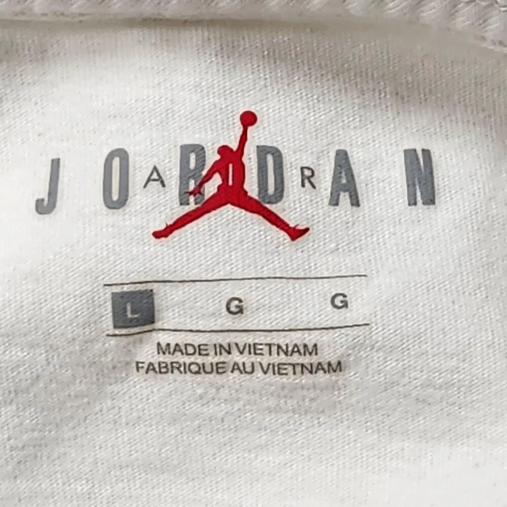 Jordan Shirt Mens Large White Long Sleeve Nike Air Jumpman Classics AT8897-100